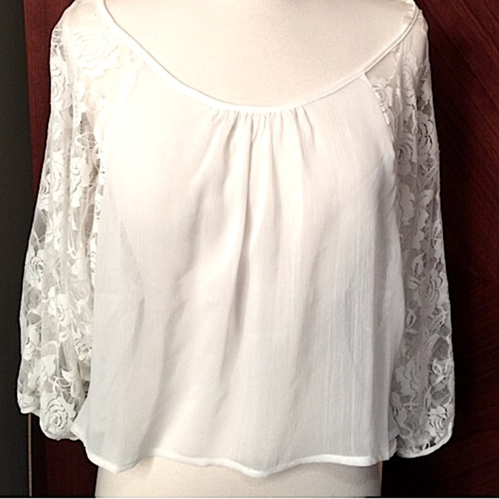Derek Heart Sheer cream lace blouse with lace sleeves